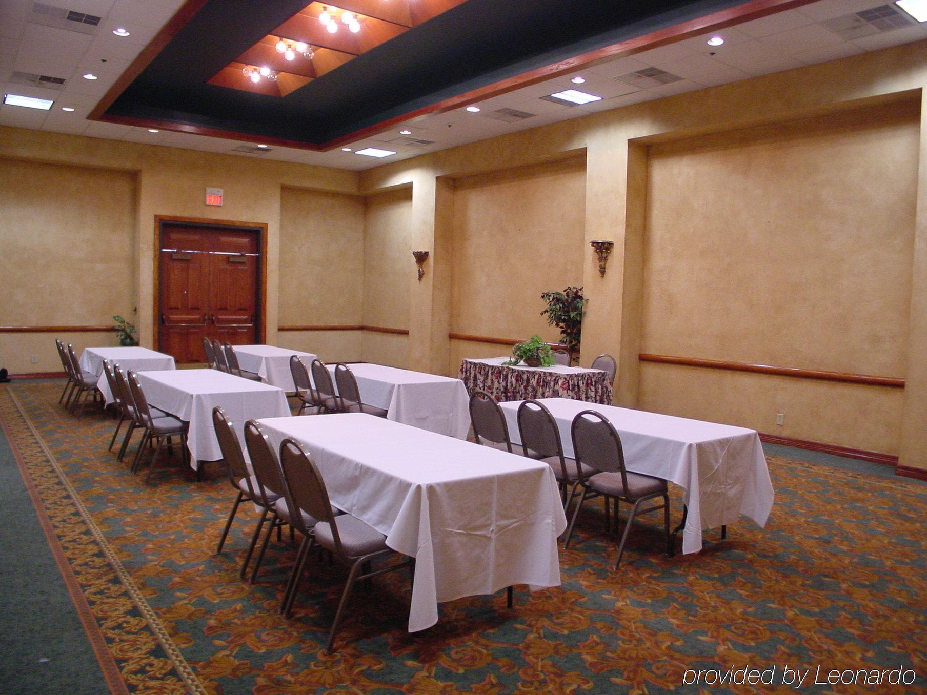 Doubletree By Hilton Corpus Christi Beachfront Зручності фото